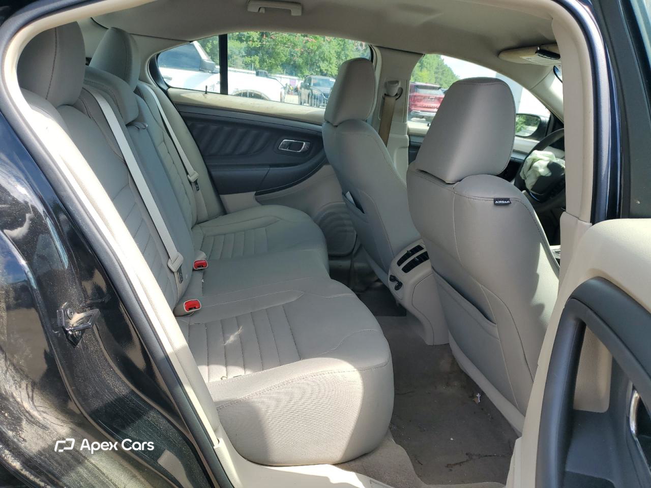 Ford Taurus 2012