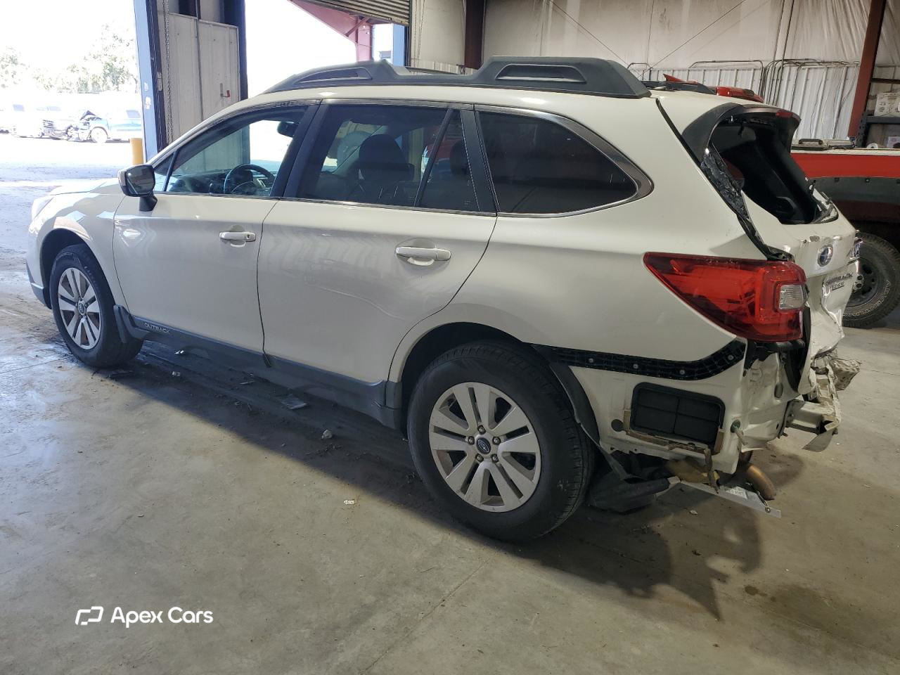 Subaru Outback 2015