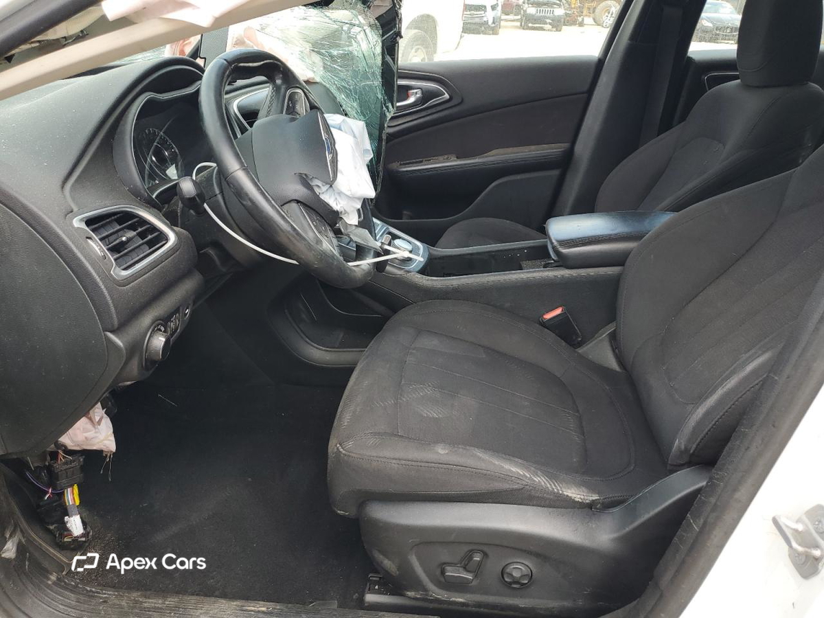 Chrysler 200 2015