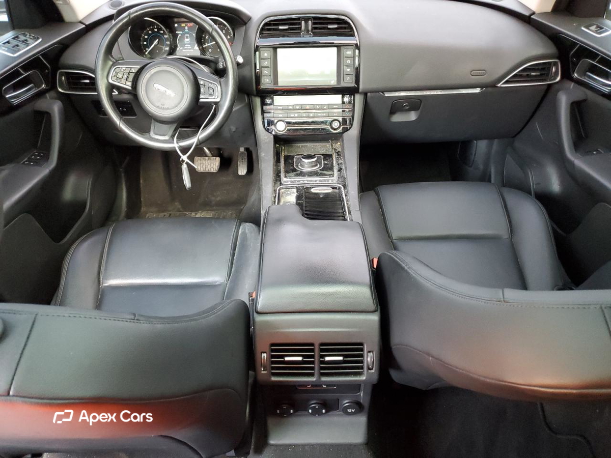 Jaguar F-Pace 2018