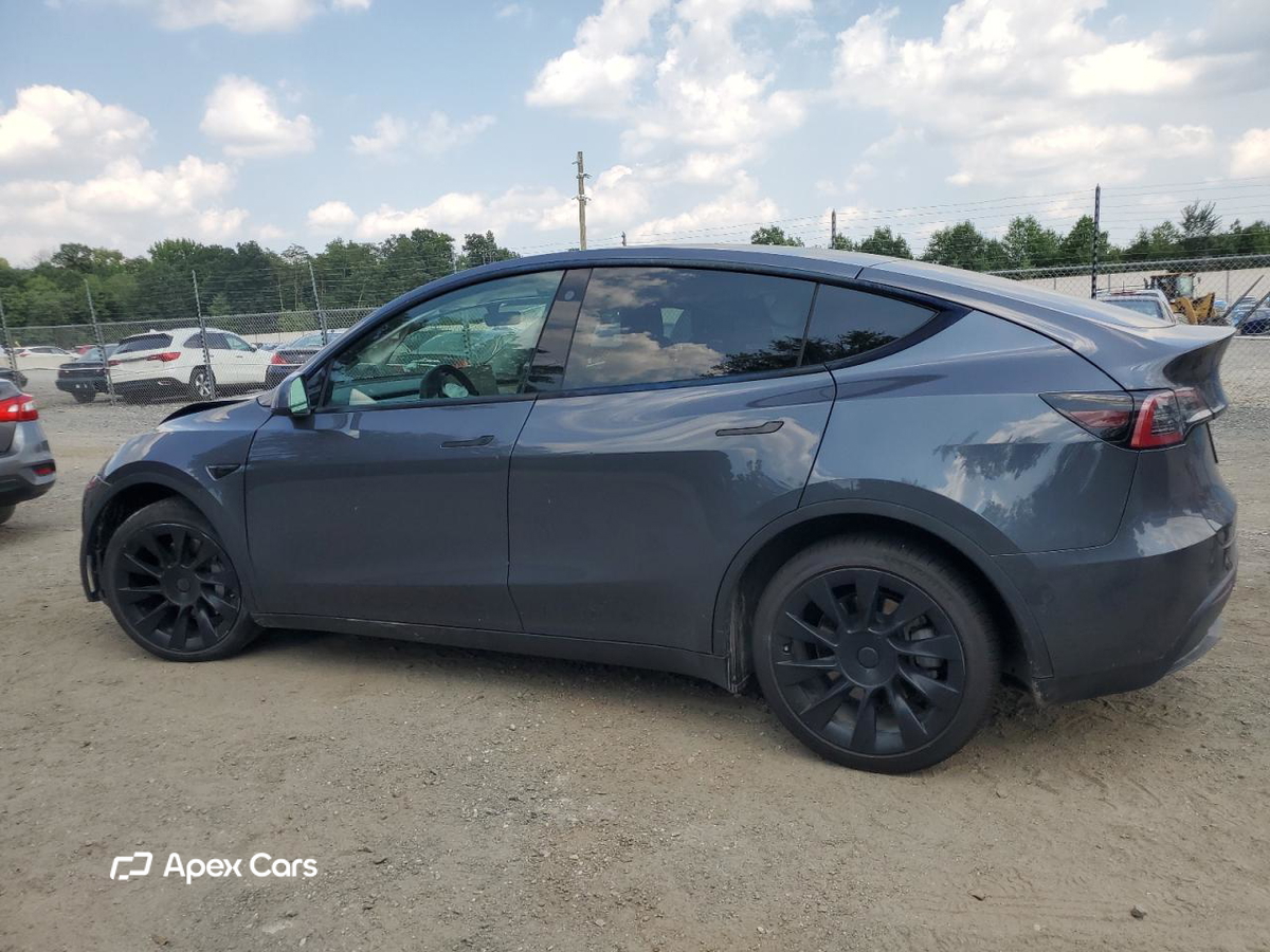 Tesla Model Y 2022