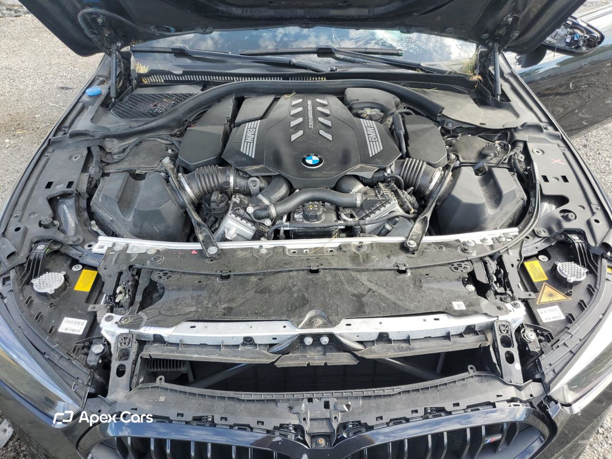 BMW M8 2024