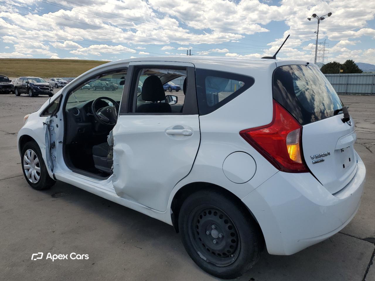 Nissan Versa 2016
