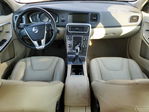 Volvo V60 2015
