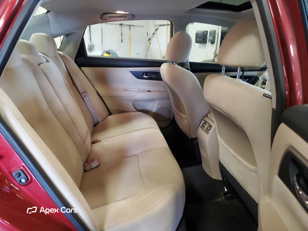 Nissan Altima 2015