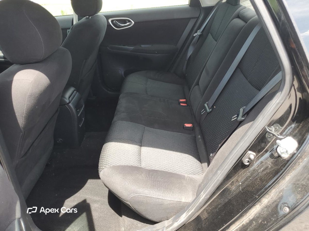 Nissan Sentra 2015