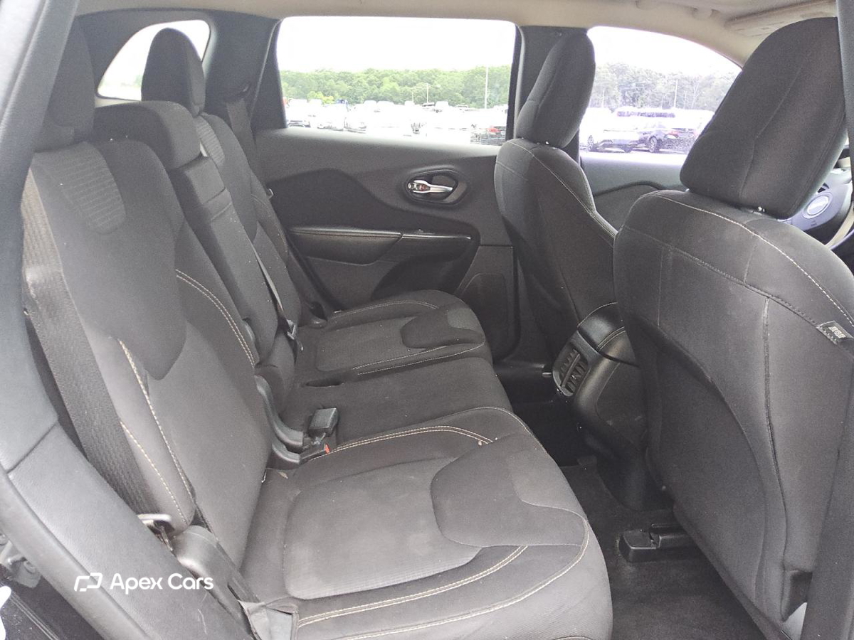 Jeep Grand Cherokee 2016