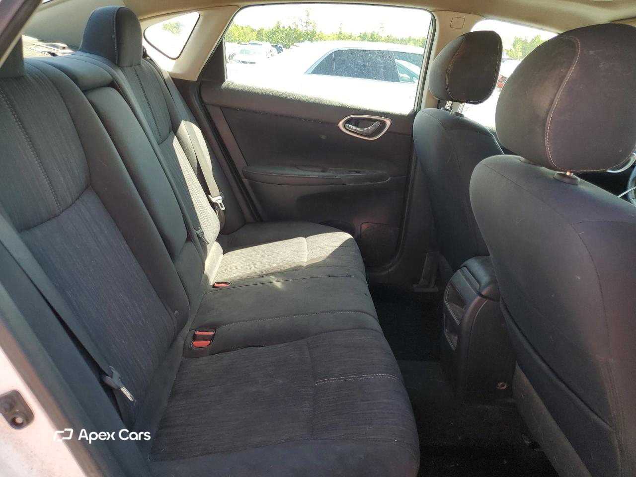 Nissan Sentra 2016