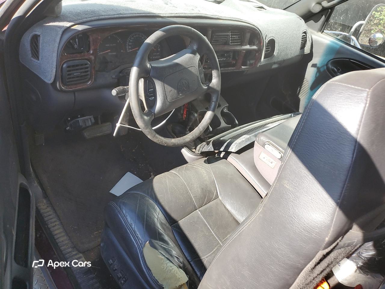 Dodge RAM 2000