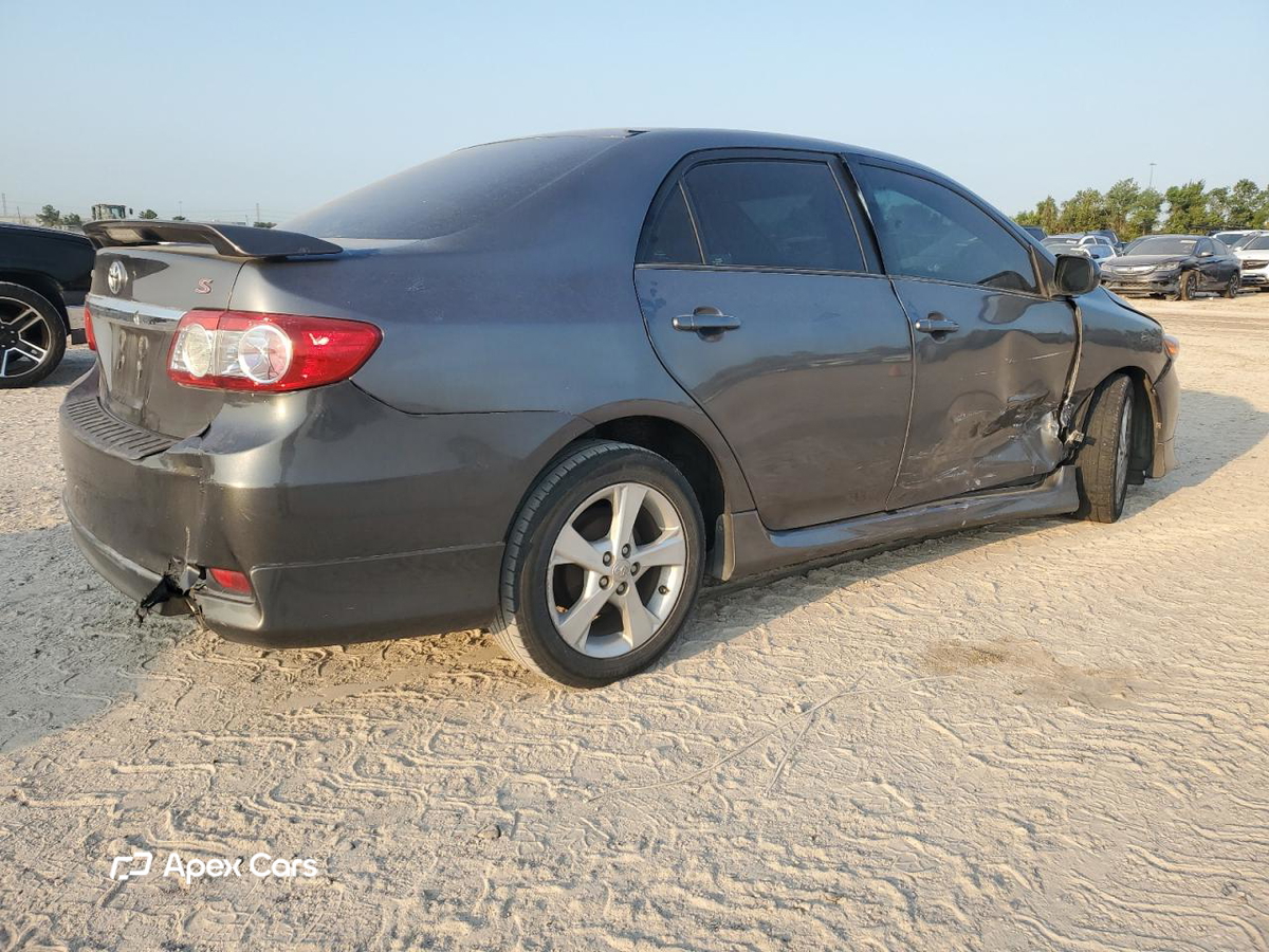 Toyota Corolla 2013