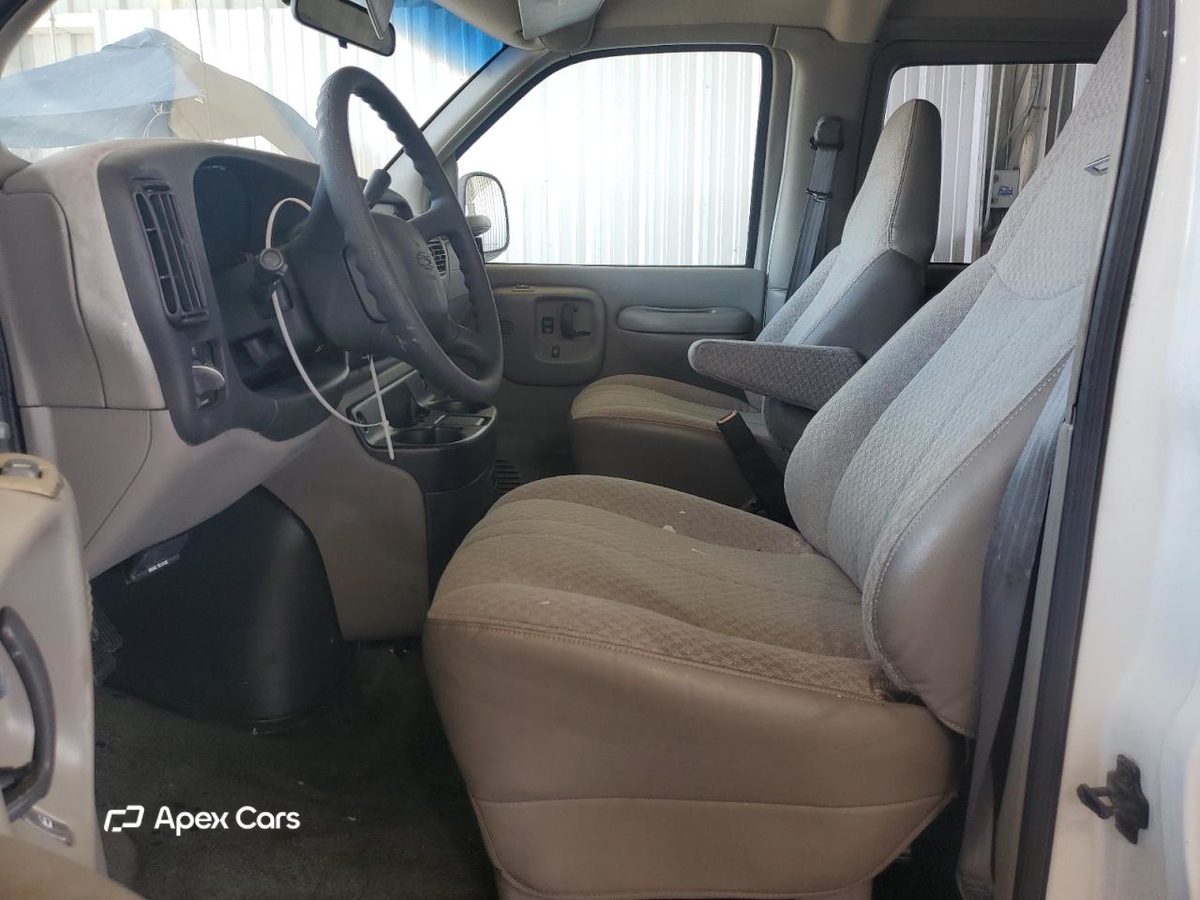 Chevrolet Express 2001