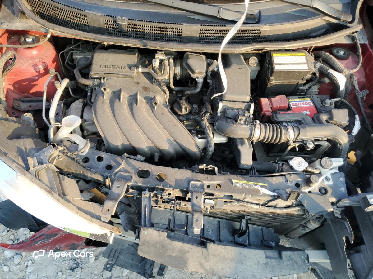 Nissan Versa 2015