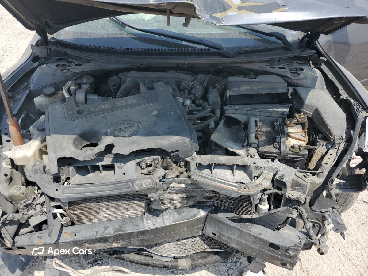 Nissan Altima 2012