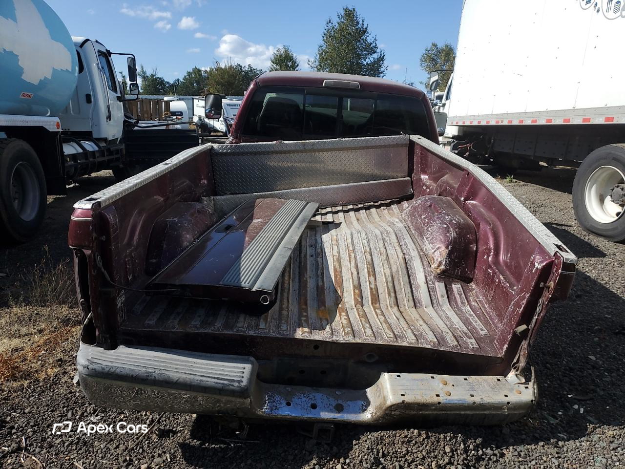 Dodge RAM 2000