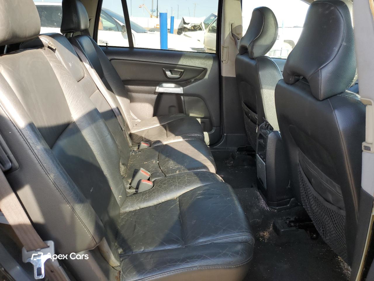 Volvo XC90 2004
