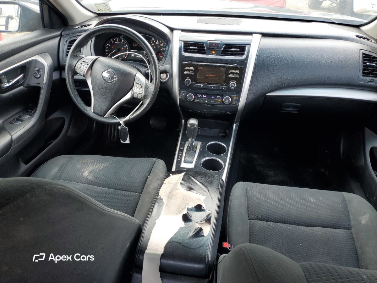 Nissan Altima 2015