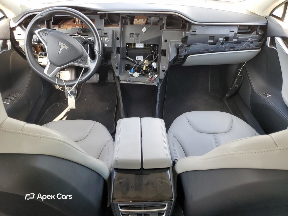 Tesla Model S 2014