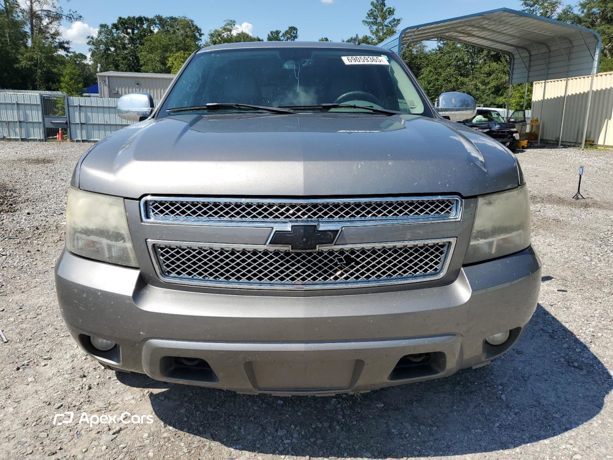 Chevrolet Suburban 2007