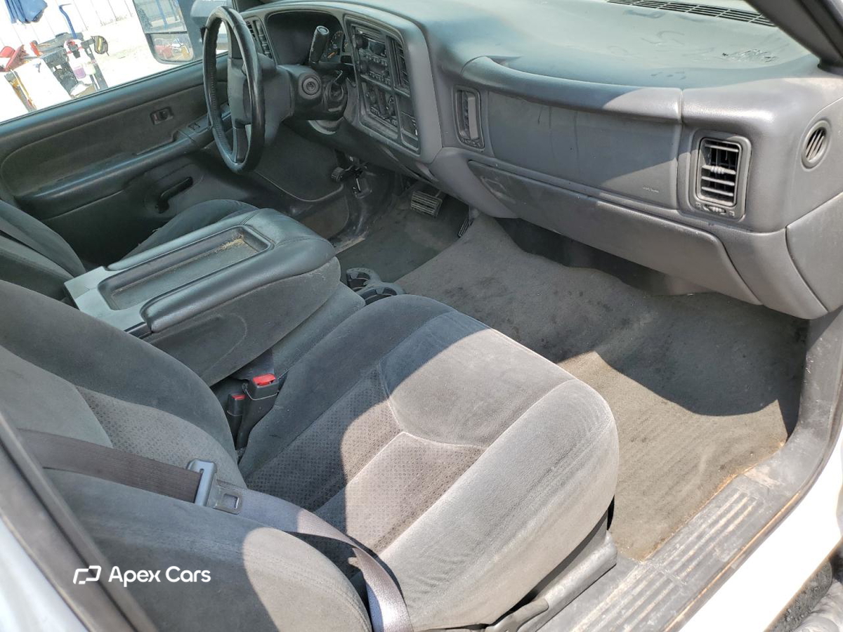 Chevrolet Silverado 2003