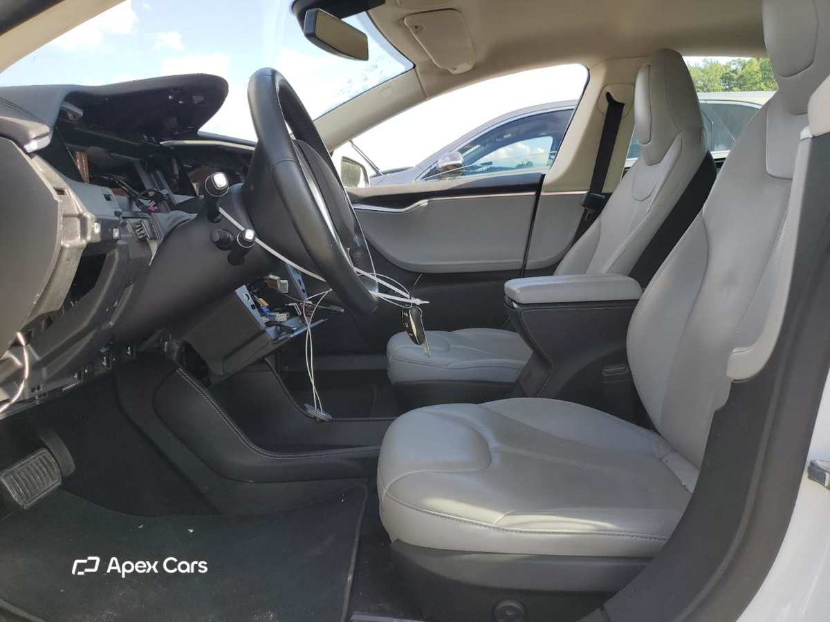 Tesla Model S 2014