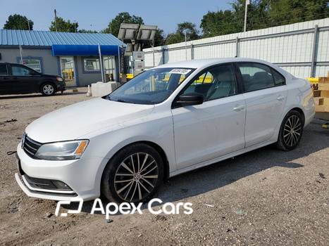 Volkswagen Jetta 2015 - Image 1 of 12