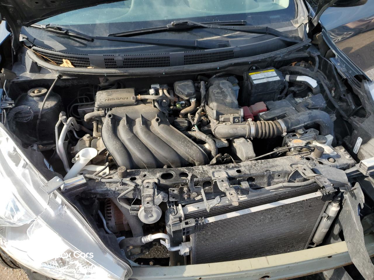 Nissan Versa 2016