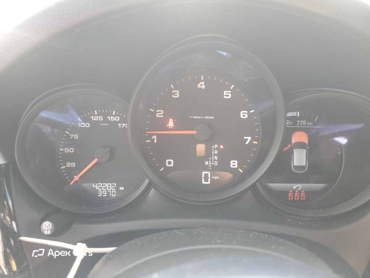 Porsche Macan 2021