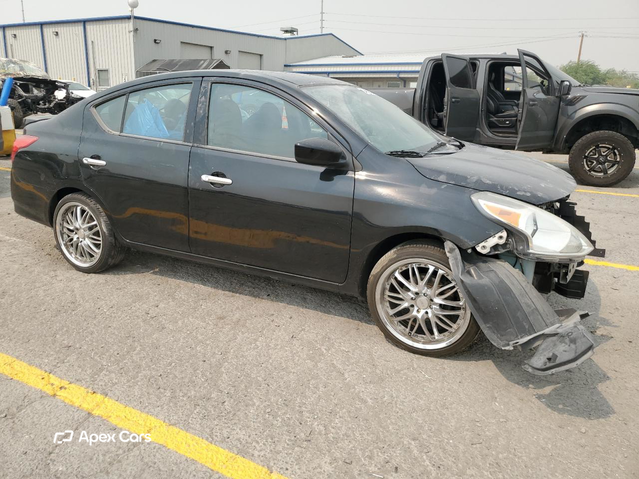 Nissan Versa 2015