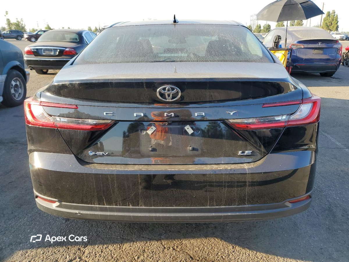 Toyota Camry 2025