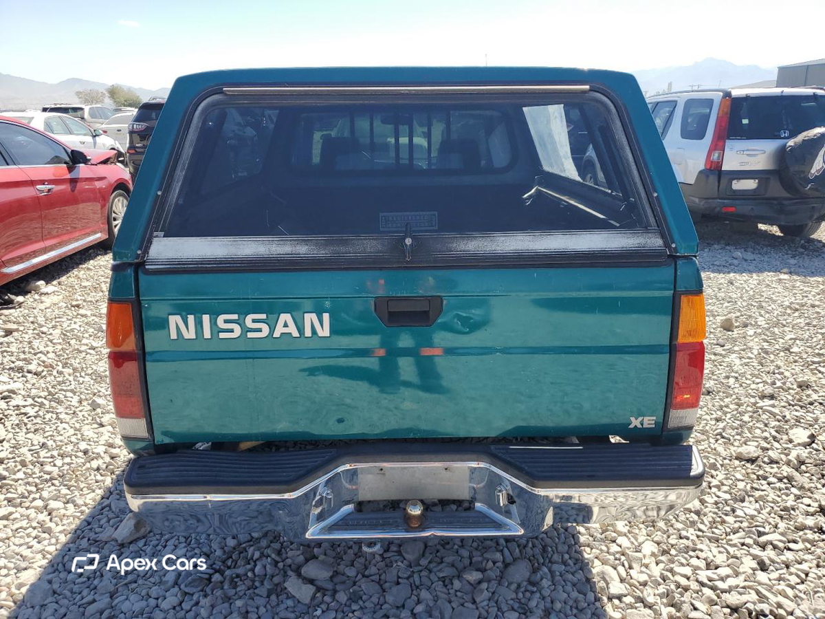 Nissan  1997
