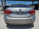 Volkswagen Passat 2014