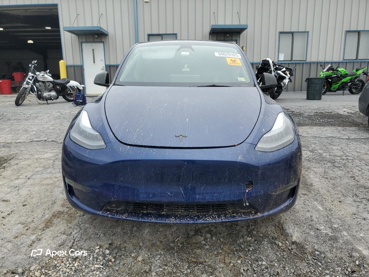 Tesla Model Y 2023