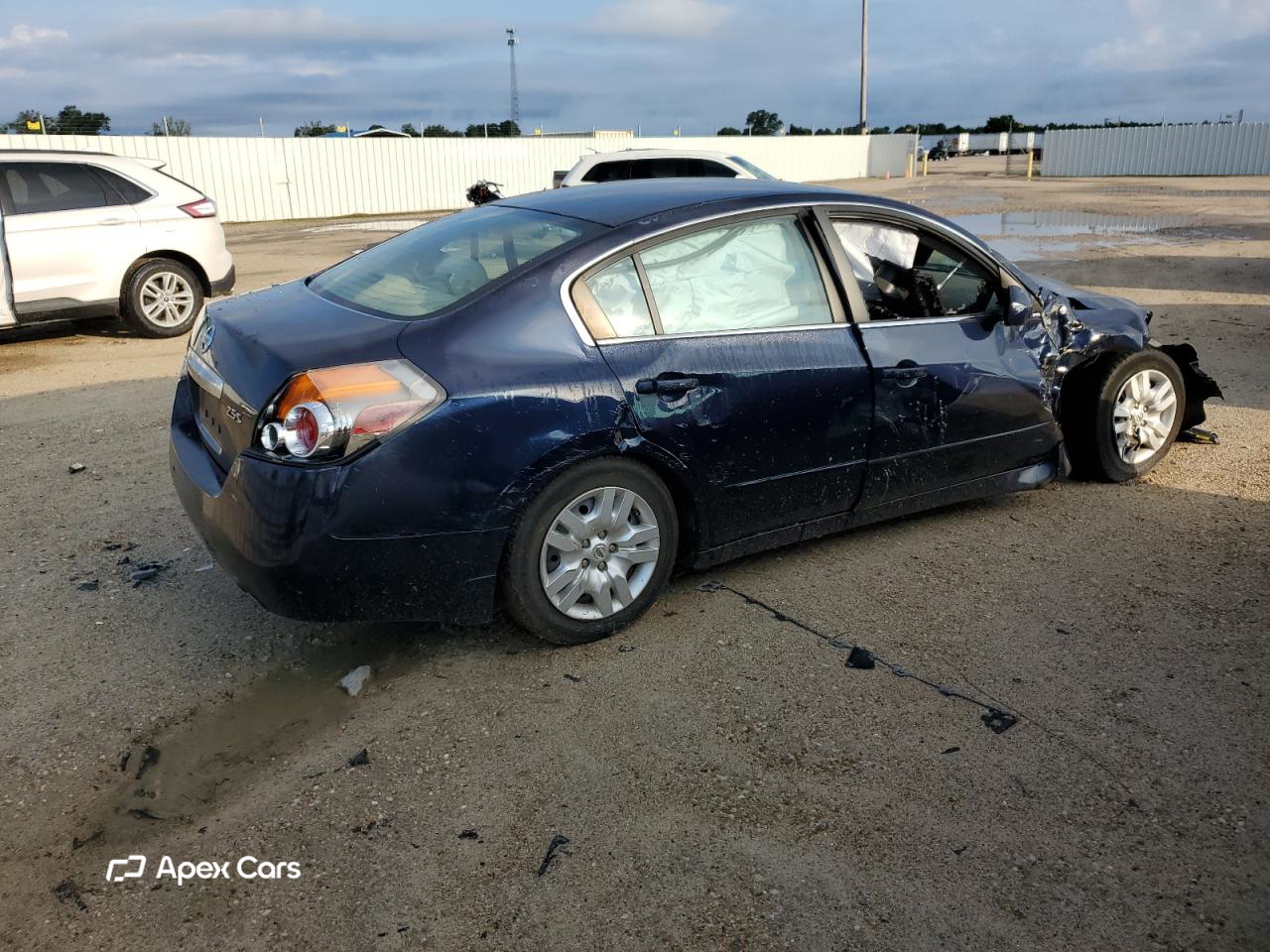Nissan Altima 2010