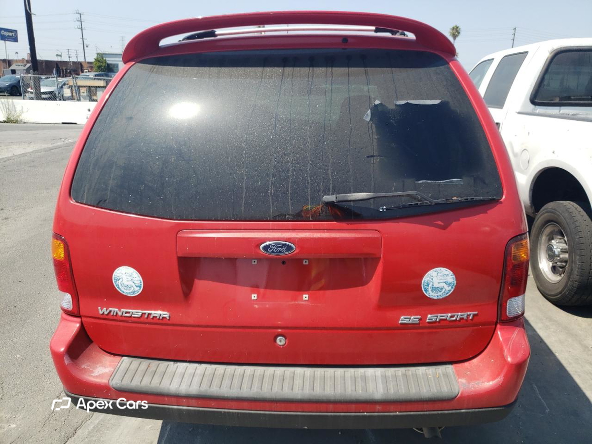 Ford Windstar 2001