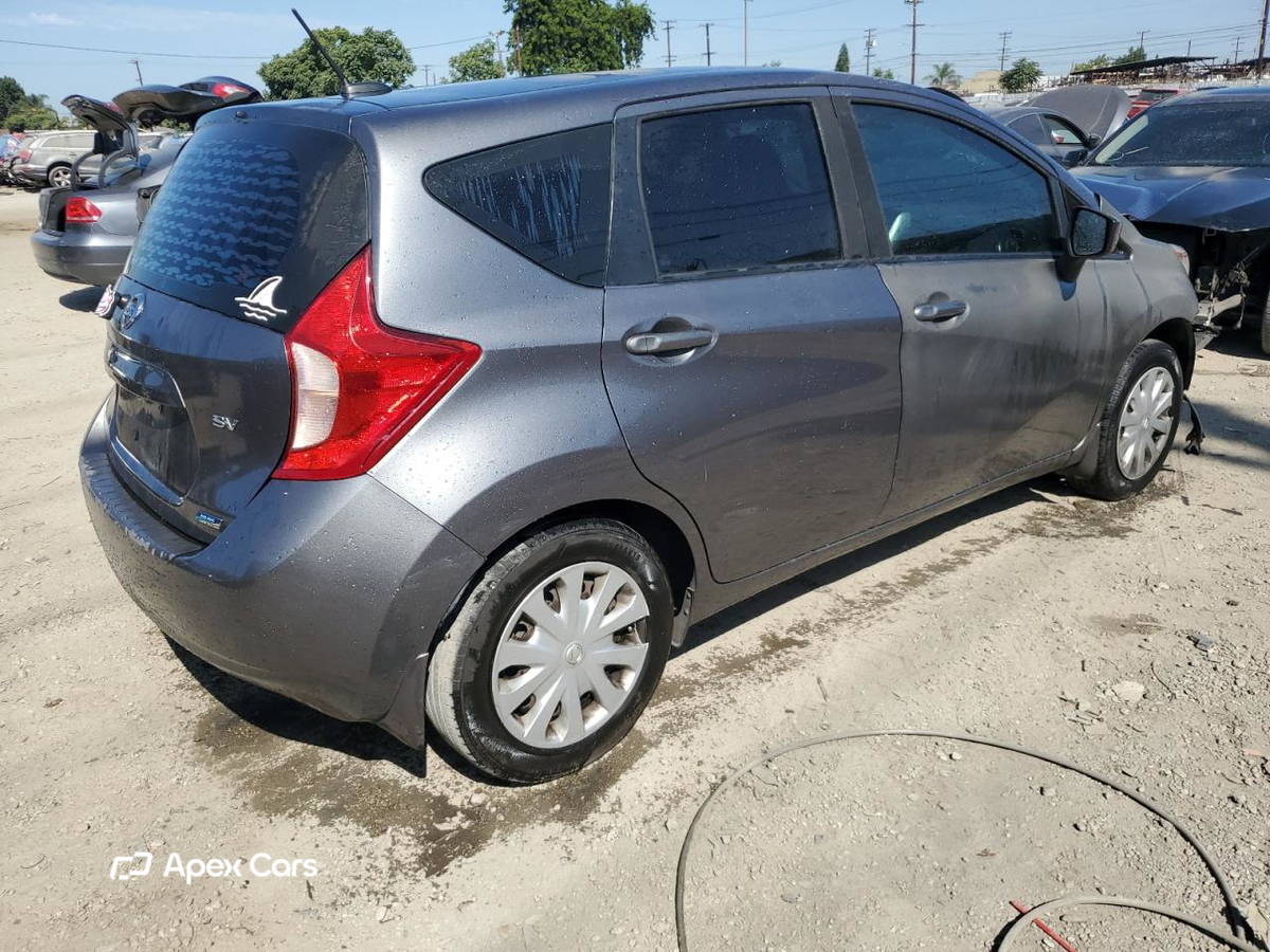 Nissan Versa 2016