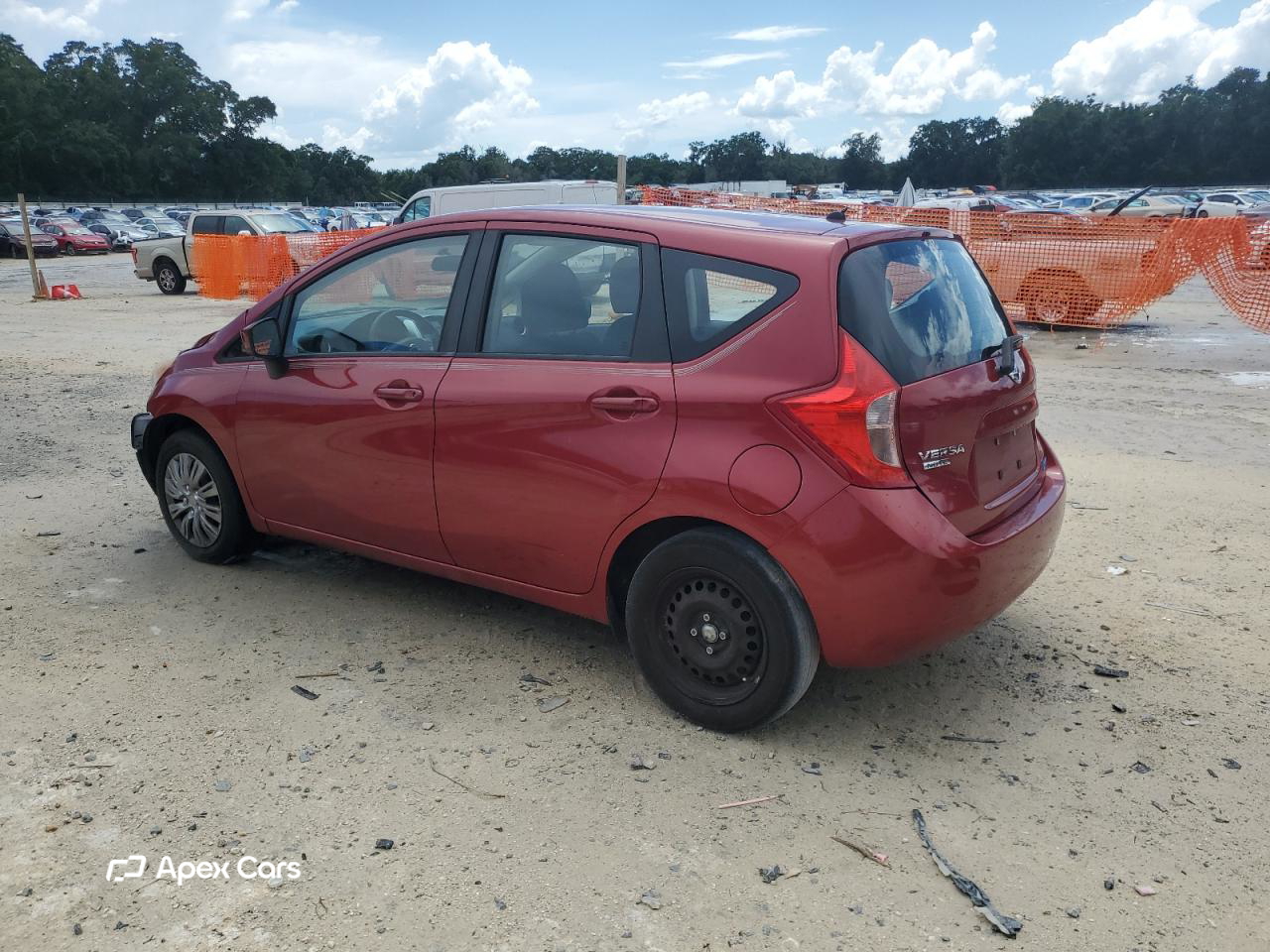Nissan Versa 2015