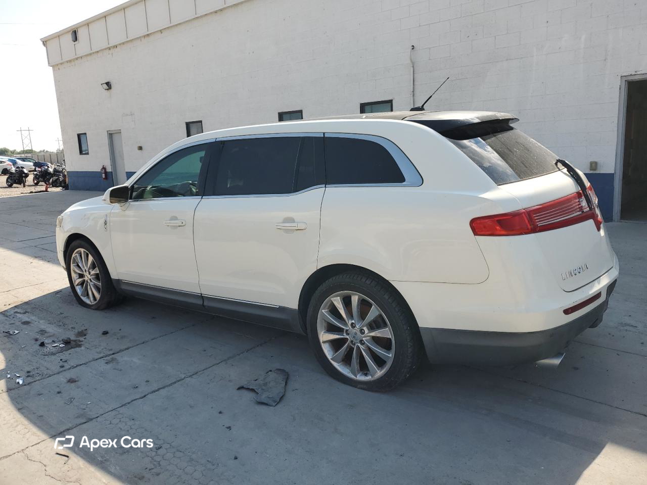 Lincoln MKT 2012