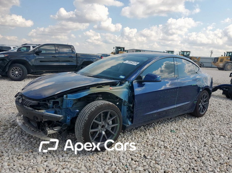 Tesla Model 3 2022 - Image 1 of 14
