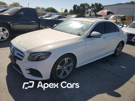 Mercedes-Benz E-klasse 2018 - Image 1 of 12