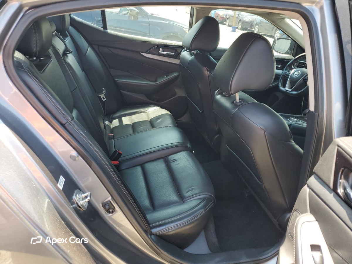 Nissan Maxima 2016