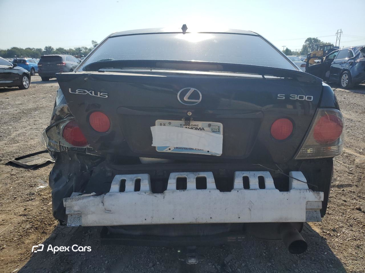 Lexus IS 2003