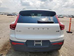 Volvo XC40 2025