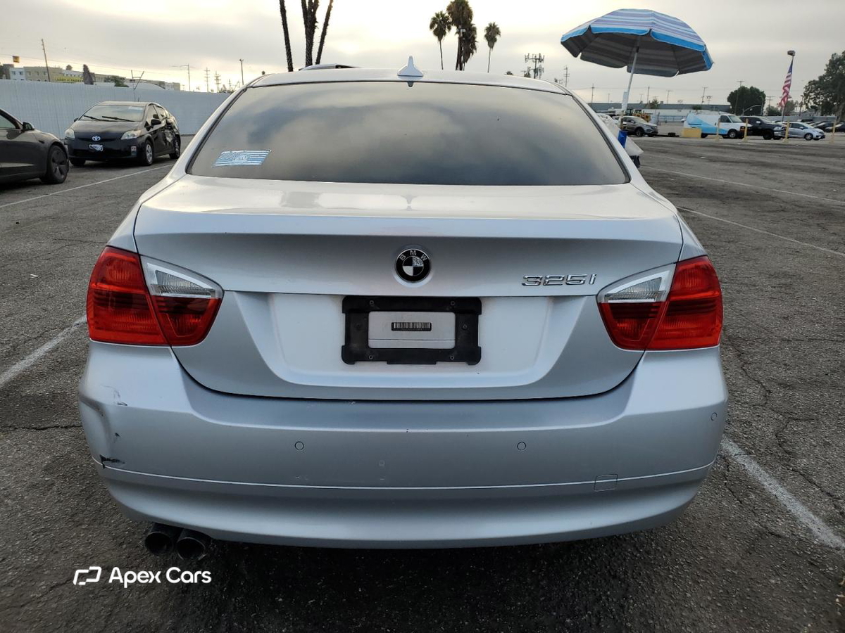 BMW Series 3 2006