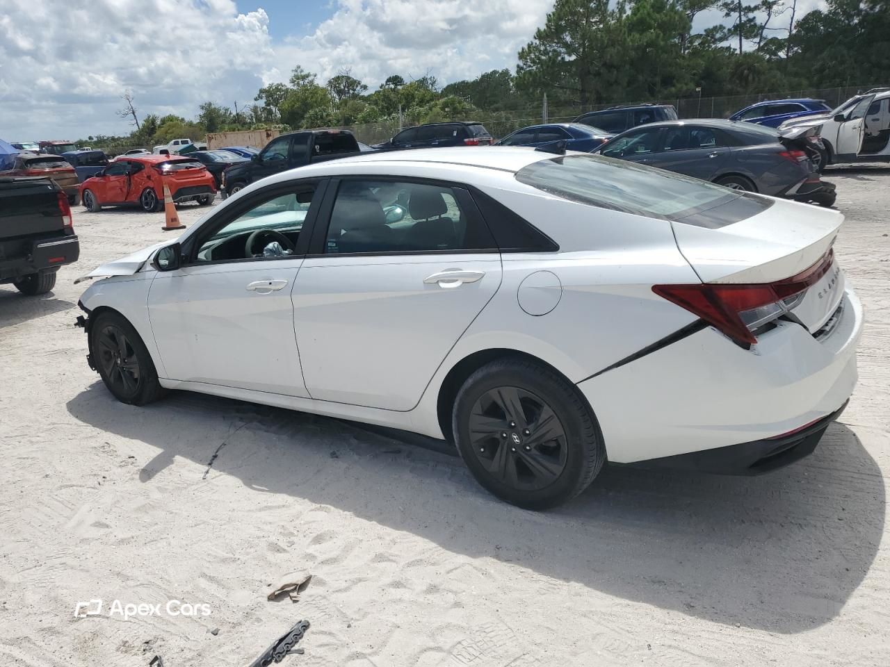 Hyundai Elantra 2021