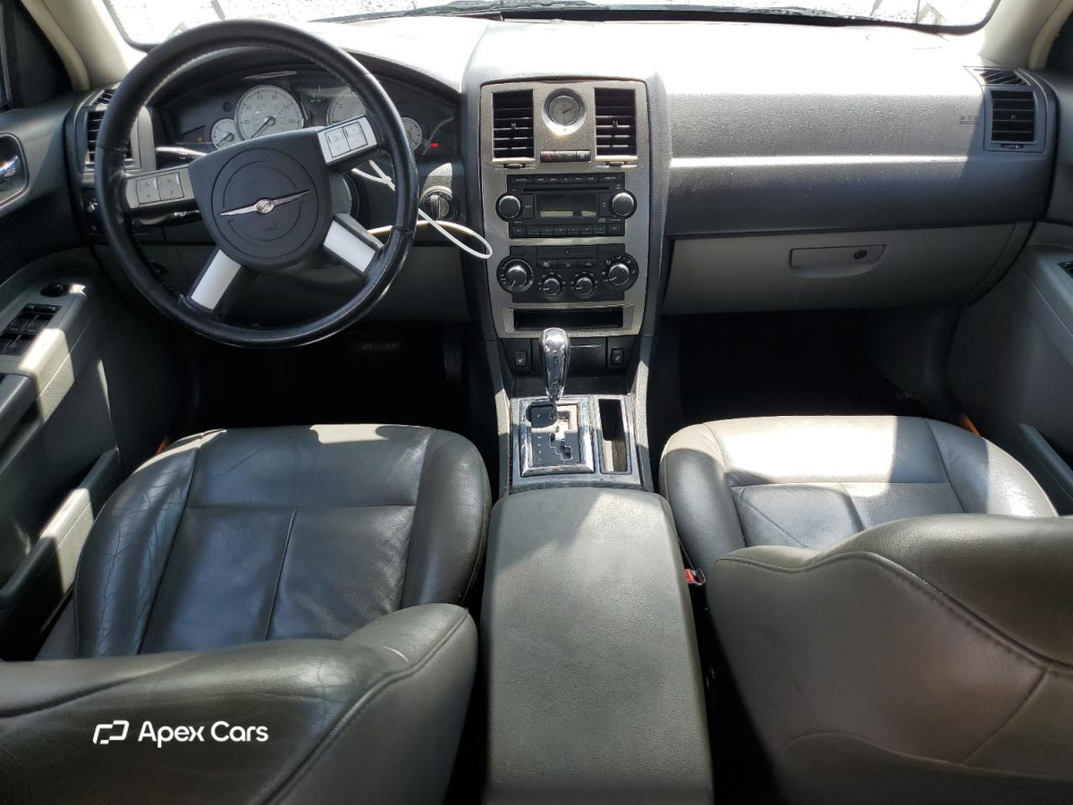 Chrysler 300 2005