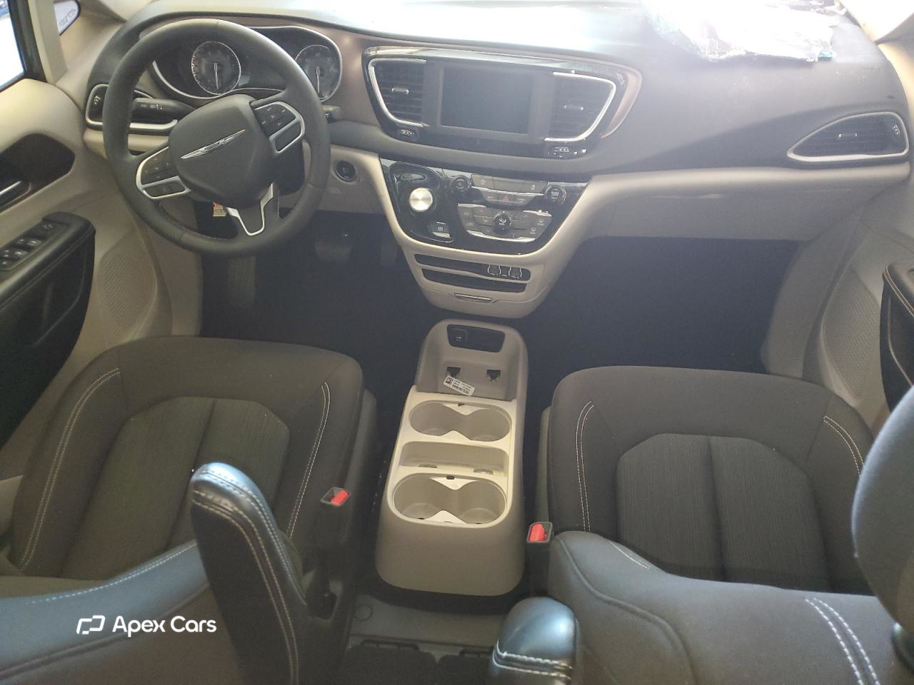 Chrysler Voyager 2023