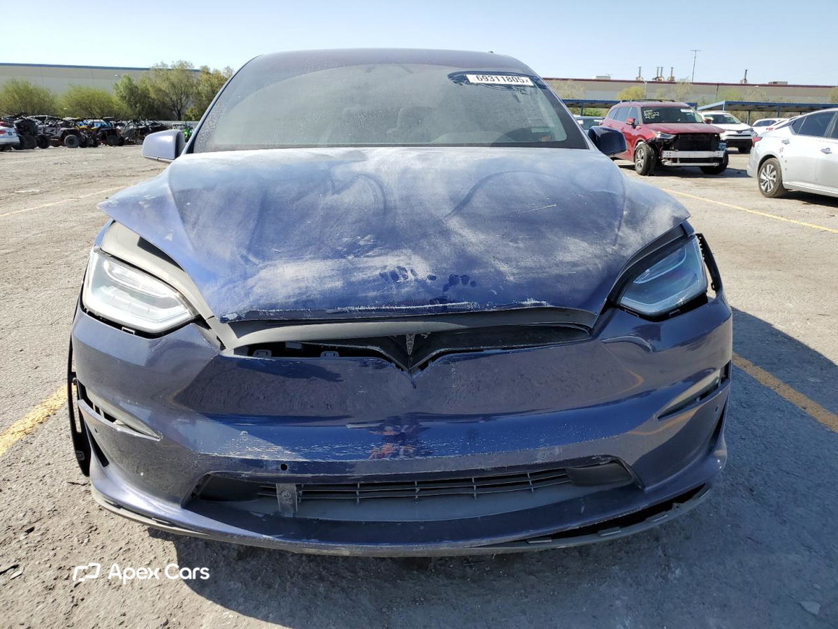 Tesla Model X 2022