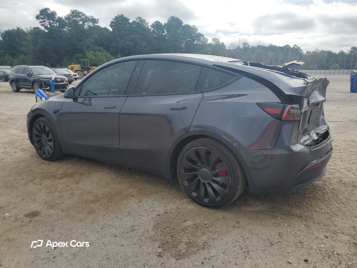 Tesla Model Y 2023