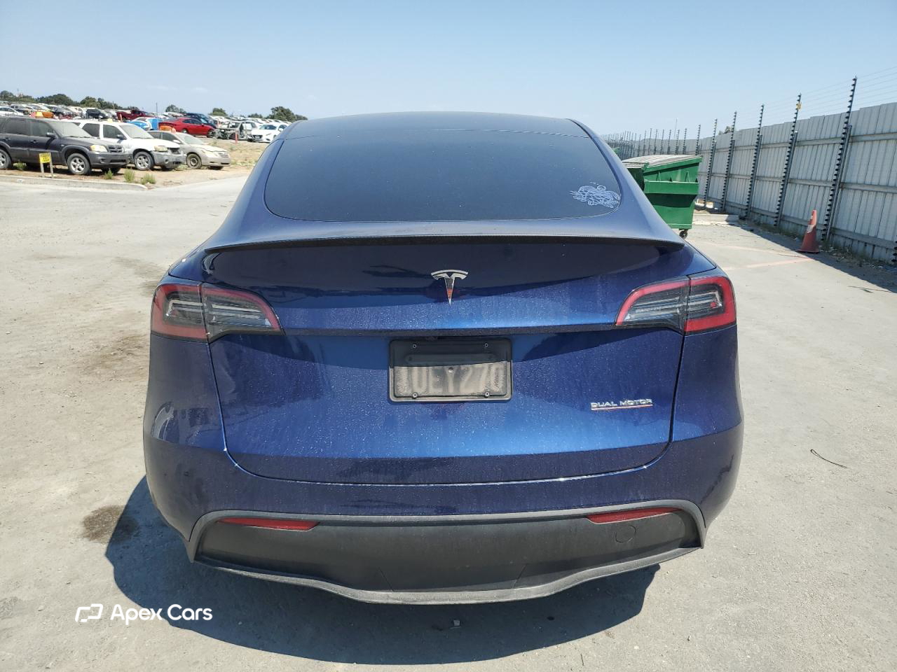 Tesla Model Y 2024
