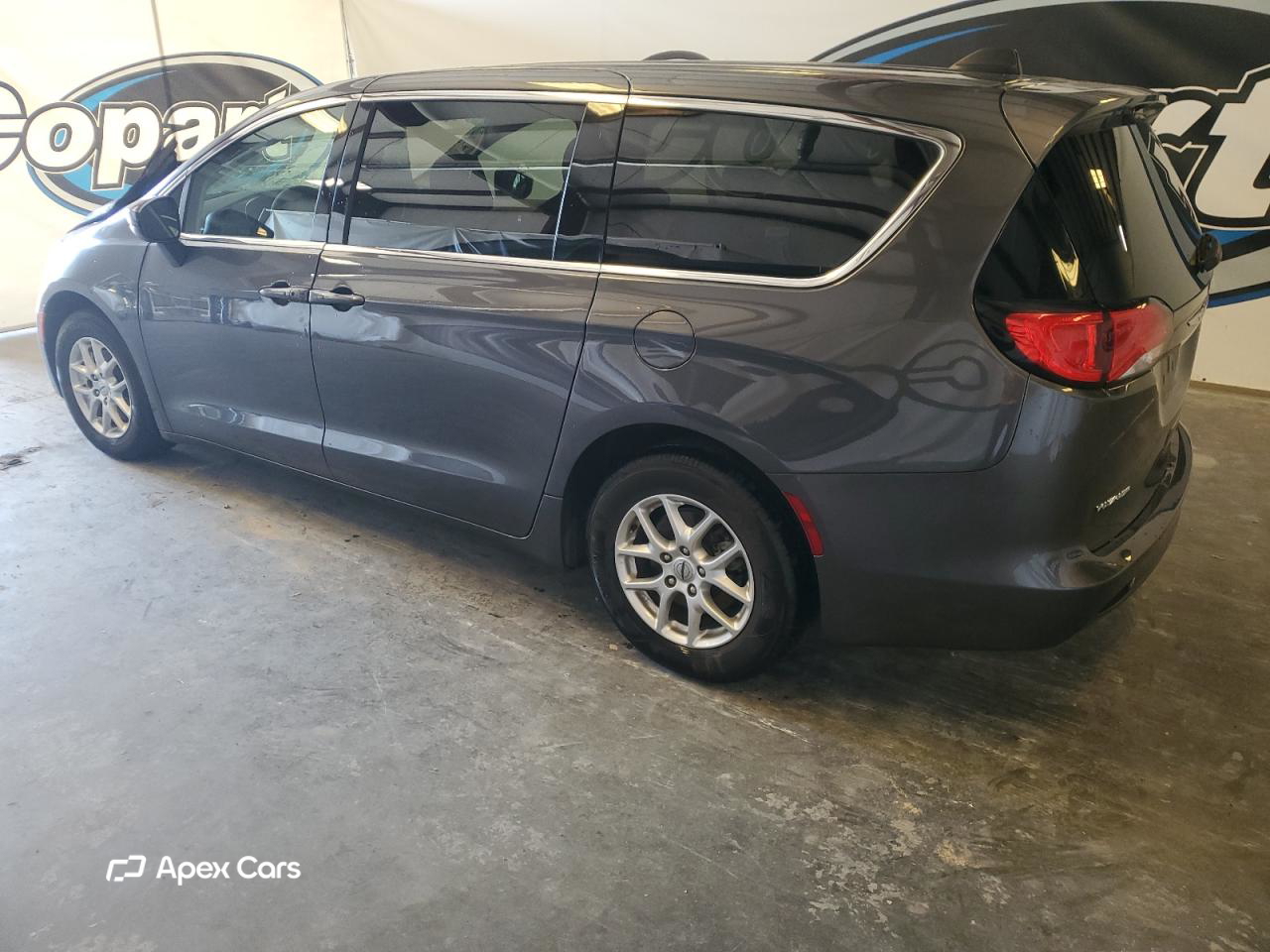 Chrysler Voyager 2023